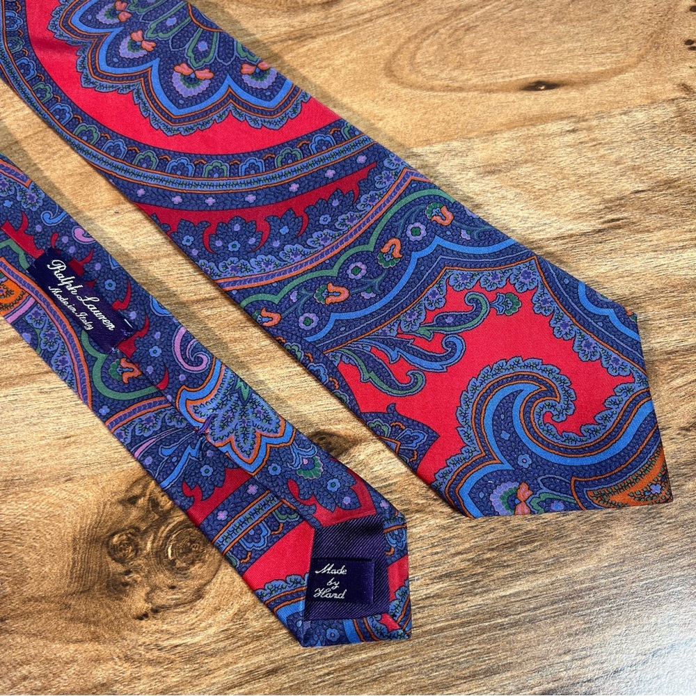 Ralph Lauren PURPLE Label - Red/Purple/Blue Paisley HANDMADE 100% Silk Tie 🇮🇹